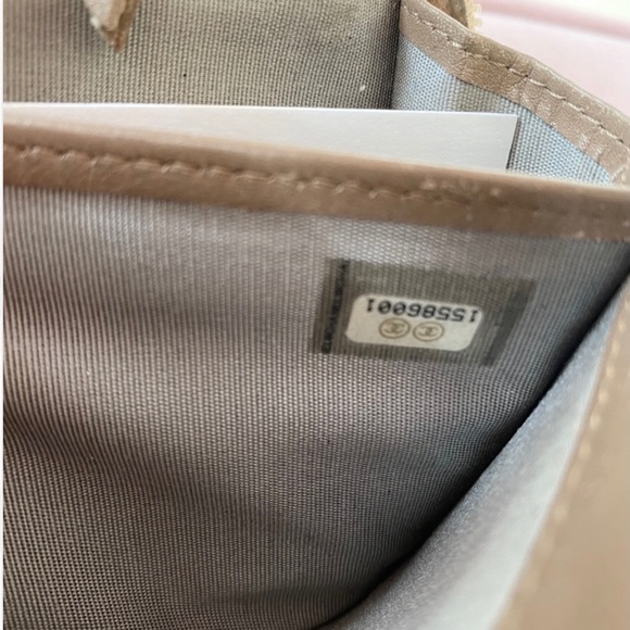 Chanel Caviar Wallet Beige - Picture 8 of 8